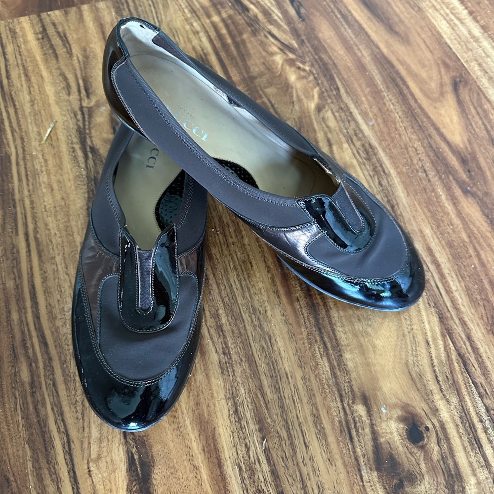 Women's Black and Brown Loafers